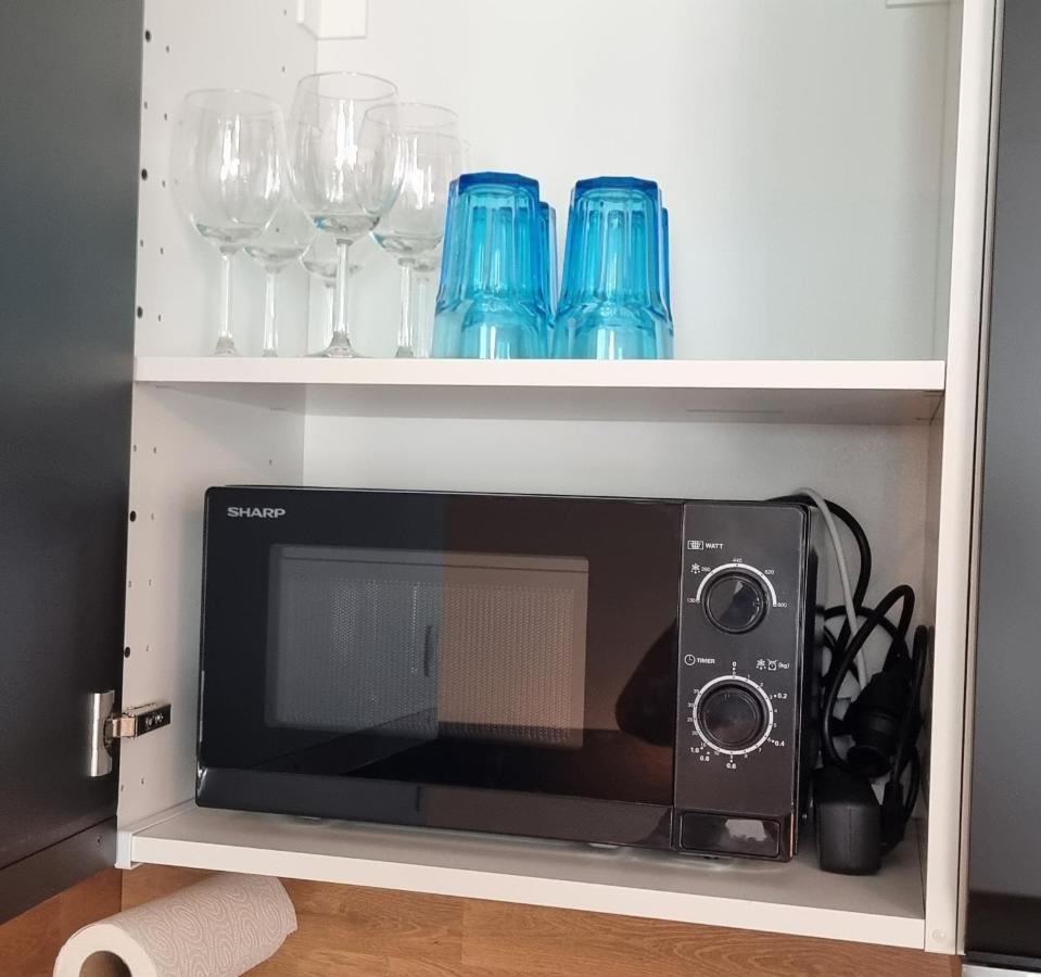 Federnest - Luxus-Studio - Kingsize Boxspringbett - Home-Office Mit Monitor Und Drucker - 11 Min Hbf Дуйсбург Экстерьер фото