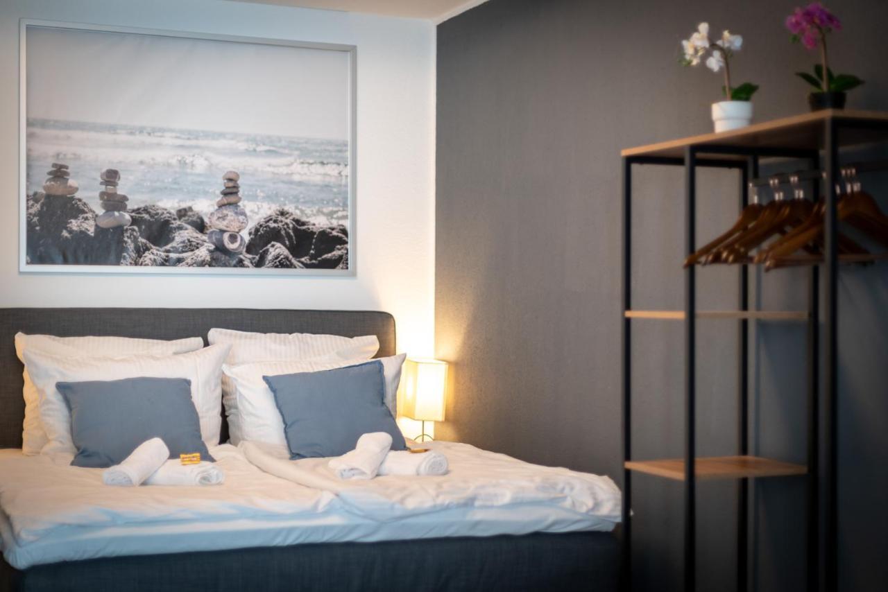 Federnest - Luxus-Studio - Kingsize Boxspringbett - Home-Office Mit Monitor Und Drucker - 11 Min Hbf Дуйсбург Экстерьер фото